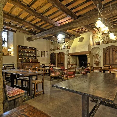 Porsenna Apartment *